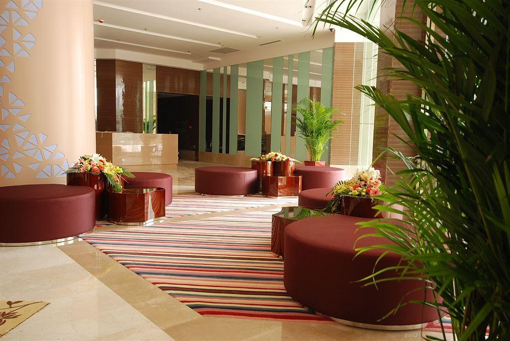 Inzone Garland Hotel Цзінань Екстер'єр фото