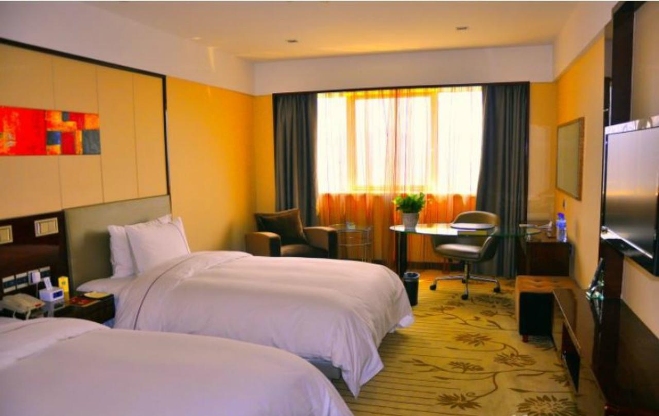 Inzone Garland Hotel Цзінань Екстер'єр фото